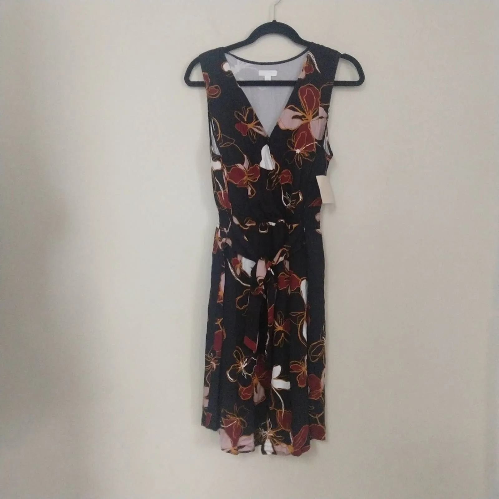 Fourteenth & Union Front Tie Floral Sleeveless Dress M