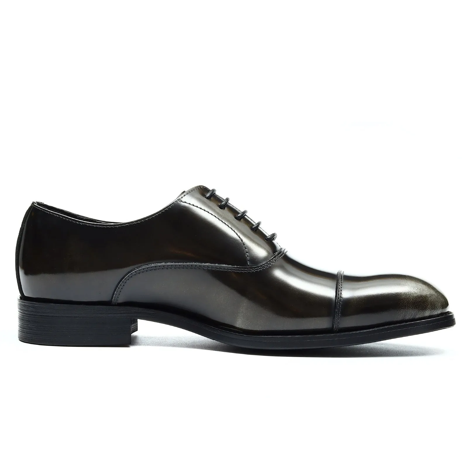 Glossy leather oxford shoes